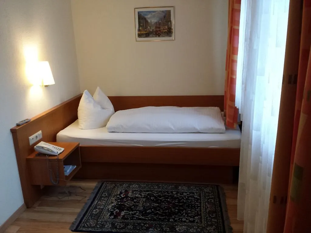 Hotel Am Exerzierplatz マンハイム