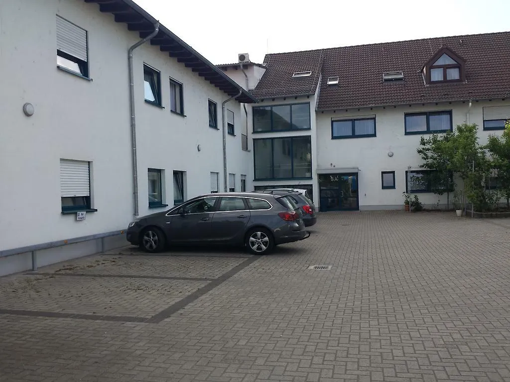 ***  Hotel Am Exerzierplatz マンハイム ドイツ
